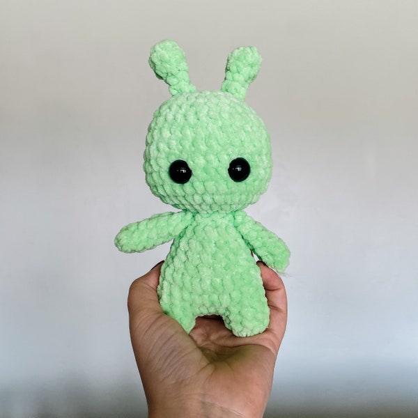 Quick Plushie Amigurumi Pattern Alien