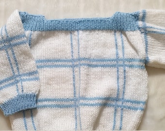 Blauw-witte babytrui. gebreide babykleding. Uniseks kindje. Winterbreisel voor baby's. Uniseks babytrui