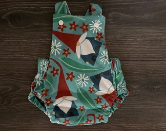 Organic Cotton Baby Christmas Romper: Gnome Print, Unisex
