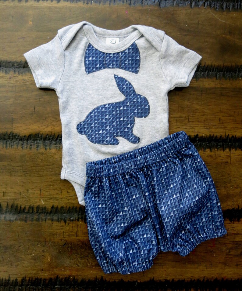 Boy Easter Bodysuit Bunny baby bodysuit blue bunny bodysuit Baby first Easter Baby shower gift Organic baby clothes Boy baby tie