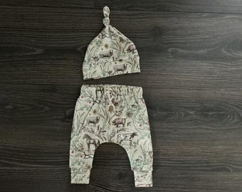 Organic Baby Harem Pant Set: Farm homestead Print