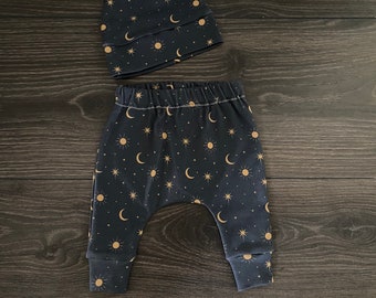 Organic Baby Outfit: Celestial Moon & Stars Harem Pants, Knot Hat