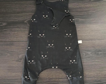Black Cat Organic Baby Romper: Unisex Halloween Outfit