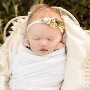 Diadema de flores para niña - Diadema elástica para recién nacidos - Corona neutra para bebé - Accesorio fotográfico para recién nacidos - Halo para recién nacidos - Diadema para bebé