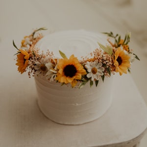 Sunflower & Daisy Flower Crown - Sunflower Bridal Halo - Rustic Flower Girl Crown - Engagement Photos- Sunflower Wedding Flower Crown