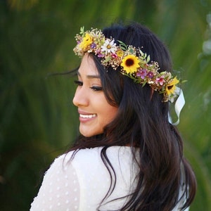 Sunflower & Wild Daisy Flower Crown - Sunflower Bridal Halo - Rustic Flower Girl Crown - Engagement Photos- Fall Wedding Flower Crown