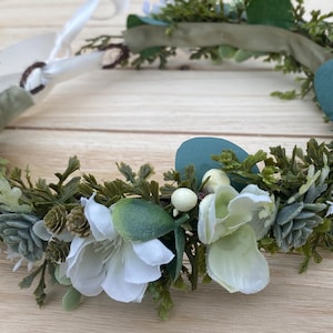 Succulent Flower Crown Pale Green/Blue/Creams Succulent and Rose Bridal Crown Succulent Halo Bridal Hair Succulent Photo Prop Crown image 6