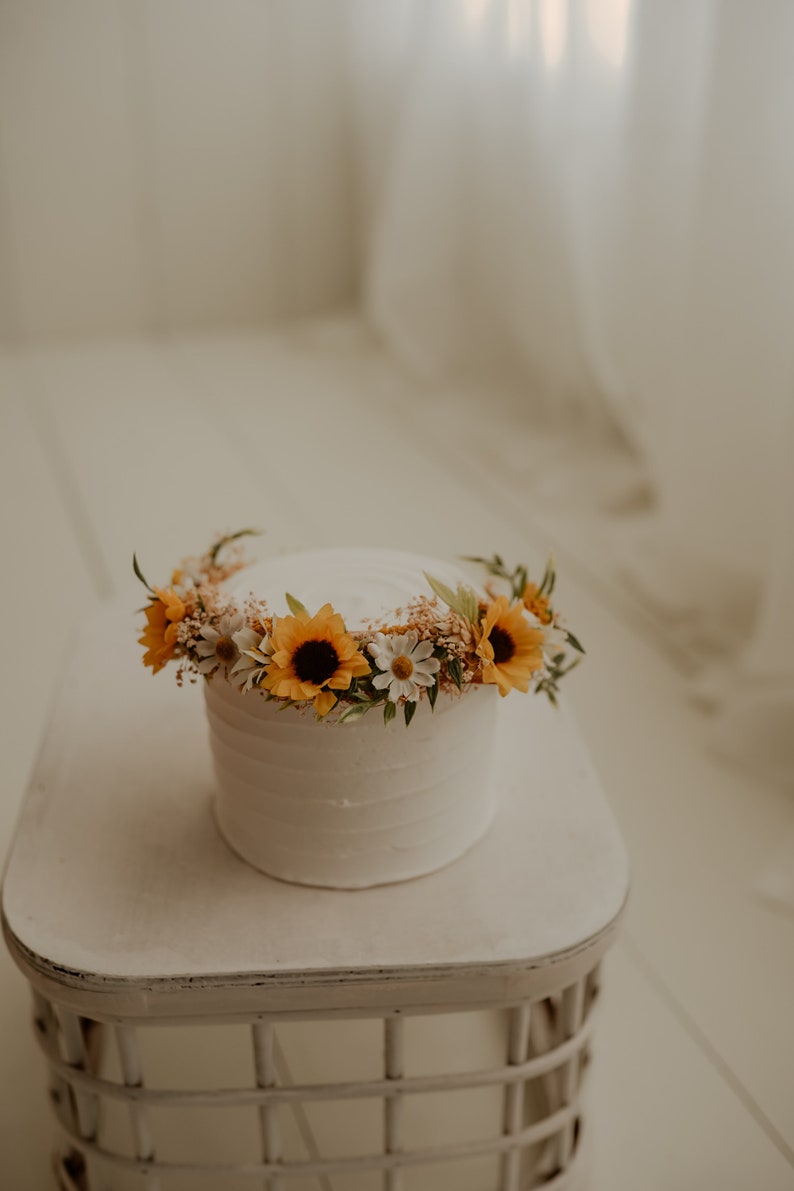 Sunflower & Daisy Flower Crown Sunflower Bridal Halo Rustic Flower Girl Crown Engagement Photos Sunflower Wedding Flower Crown image 4