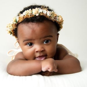 Baby Flower Crown - Preserved Baby&#39;s Breath Halo with Champagne Roses - Flower Girl Crown - Baby Flower Crown - Photo Prop