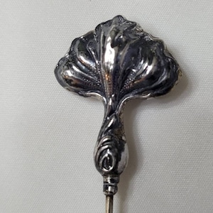 Vintage  / antique Victorian 9&quot; hat / stick pin