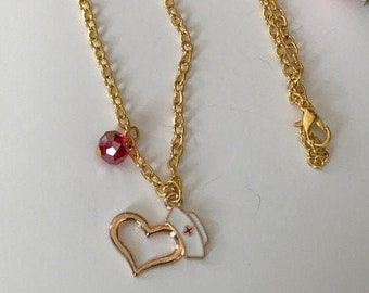 Collier infirmière, collier coiffe et coeur infirmière soignante