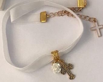 Romantic ribbon velvet choker, ex voto necklace, romantic cross and rose choker, kawaii cross pendant, gift for mom cross.