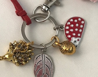 Acorn leaf hedgehog keychain, charm hedgehog on bag charm