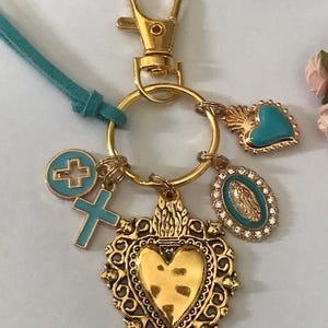 Heiliger Herz- und Kreuz-Schlüsselanhänger der Jungfrau Maria, Geschenk für die jungfräuliche Mutter, Jungfrau-Wundermedaillen-Anhänger, Ex-Voto-Schlüsselanhänger