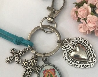 Porte-clés ex voto, porte clés croix coeur sacré, porte clé vierge de la guadeloupe, breloque vierge miraculeuse, cadeau cérémonie croix