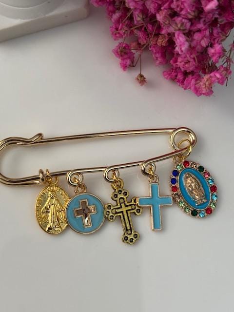 Broche Croix Design - Jolie - Occasion