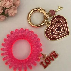 Chaveiro de amor do Dia dos Namorados, pingente de coração de amor do Dia dos Namorados, presente para o Dia dos Namorados, pingente de amor do coração, presente para o amor do Dia dos Namorados