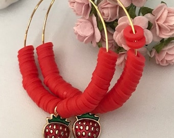 Boucles d'oreilles fraises, créoles pendentif fraise, charms fraise, boucle d'oreilles fruits