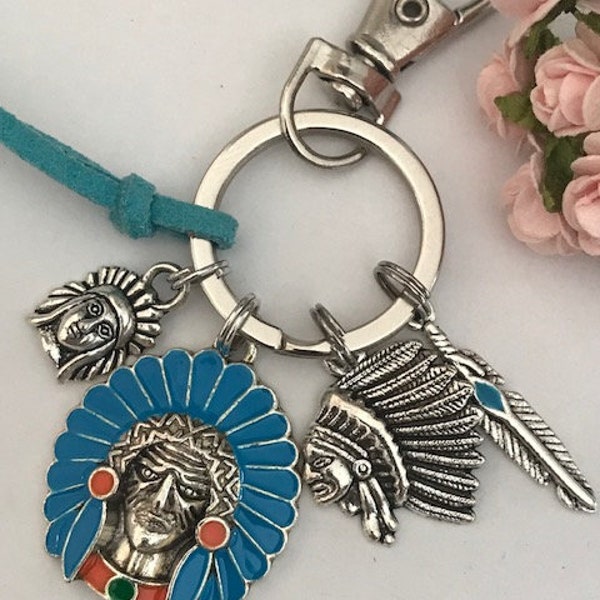 Porte-clés tête d'indien, breloque indien plume, pendentif indien kawaii, cadeau pour femme indien cadeau pour homme indien.