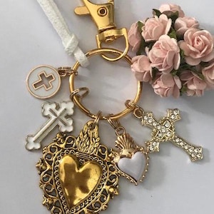 Schlüsselanhänger mit Heiligem Herz und Kreuz, Geschenk für Mama ex voto, wundersamer Medaillenanhänger, Schlüsselanhänger mit Heiligem Herzkreuz, weißer Schlüsselanhänger