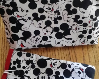 Mickey cosmetic bag set, mickey mouse cosmetic bag set, Disney cosmetic bag and eyeglasses case set, Mickey Mouse gift set, 4girlsbags  gift