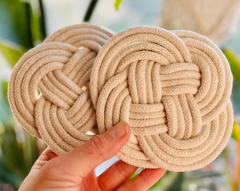 Turks head knot nautical coasters, neutral minimalist scandi rope coasters, white nautical drink coaster, coastal table decor, dad christmas