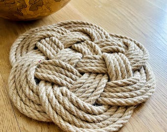 Large Nautical Rope trivet, nautical rope mat, thump mat, farmhouse rope trivet, cooling mat, coastal rope mat, 12” trivet, sailing rope art