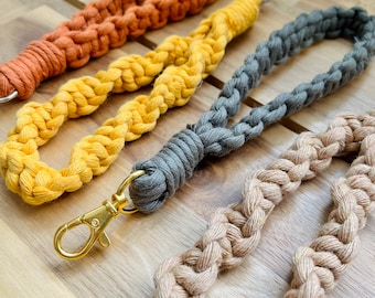Earthy keychain, Handmade Boho keychain, Wristlet key fob, colorful wristlet, lightweight keychain, boho keychain, earthtone key accessory