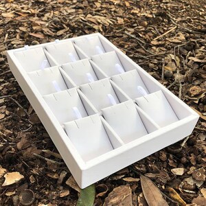 White Leatherette Earring Tray 12 Pads-5&quot;x7-1/2&quot; (DER6820)