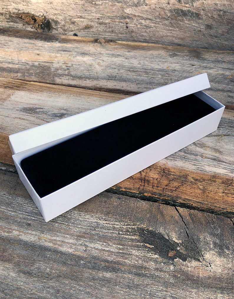 Black Rich Velvet Bracelet Box with Goldtone Trim (DBX1615) image 5