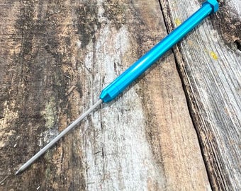 Deluxe Titanium Solder Pick  (54.776)