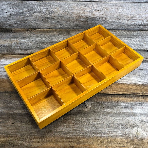 Wood Tray with 15 Compartments (DTR2015)