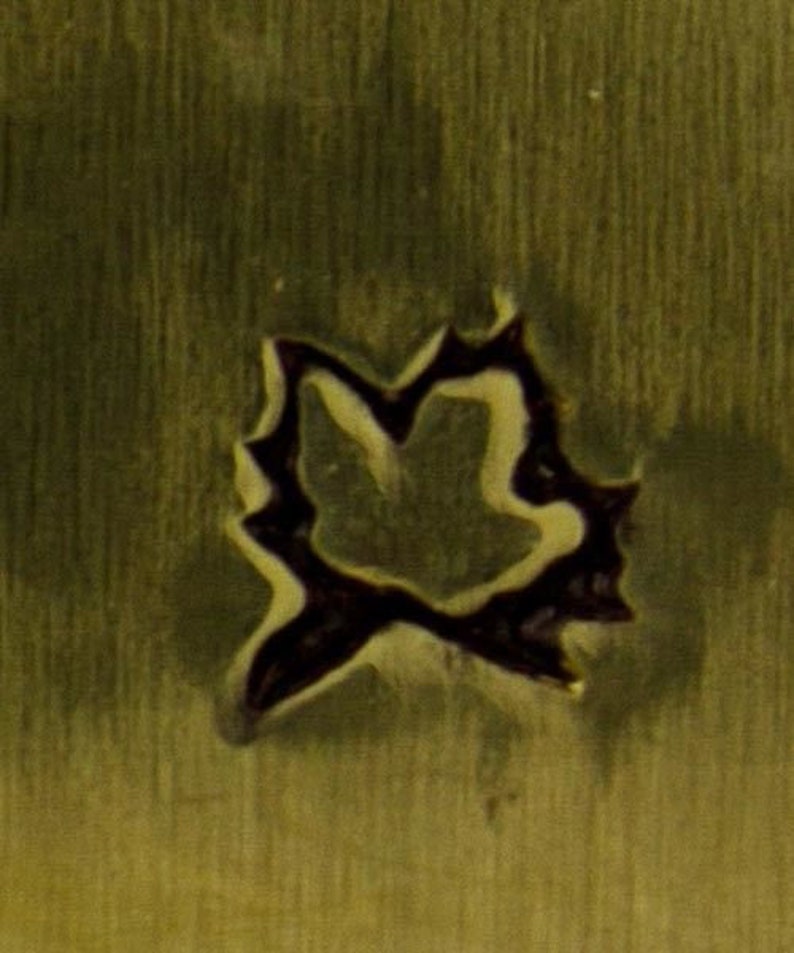 Design Stamp-Maple Leaf **CLOSEOUT** PN5254