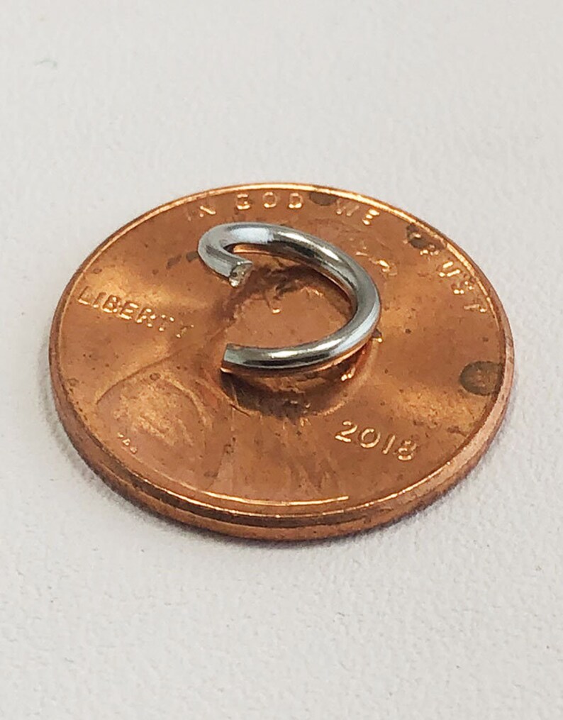 Stainless Steel Jump Ring Pre-open 16ga 8mm ID 904L-8051 Pkg of 100