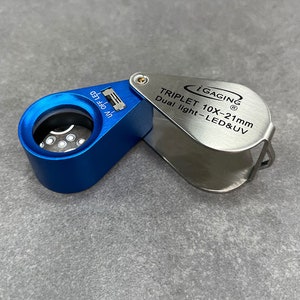 10X Triplet Loupe with White and UV LED Lights (EL2704)