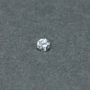 Cubic Zirconia Round 1.75mm (Pkg of 10)  (CZRD1.75)