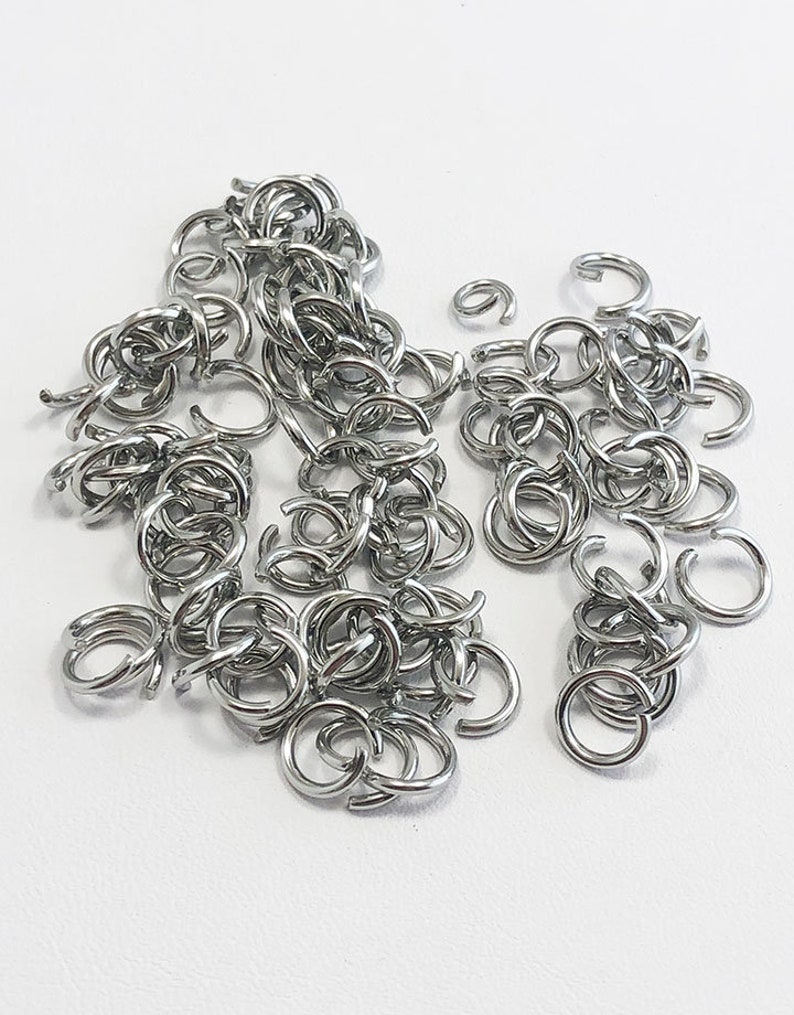 Stainless Steel Jump Ring Pre-open 16ga 8mm ID 904L-8051 Pkg of 100