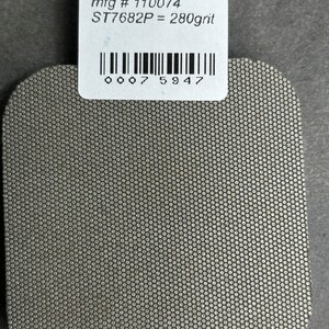 3M Diamond Flex Abrasive Pad 280grit 2.5" x 2.5" (ST7682P) image 2