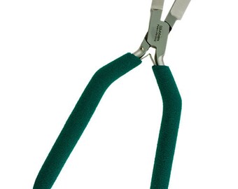 Wubbers Triangle Bail Making Pliers Medium (PL6042)