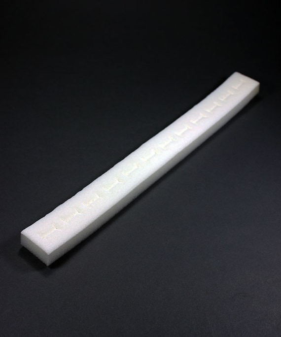 Off-White Ring Foam Strip 13-1/2" x 1-3/8" (Pkg of 6) (DRGW)