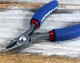 Tronex 547 Stubby Chain Nose Pliers - Short Handle (PL30547)