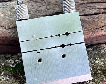 Economy Jeweler's Mitre Jig  (HO113)