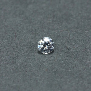 Cubic Zirconia Round 2.25mm (Pkg of 10)  (CZRD2.25)