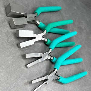 Wubbers Square Mandrel Pliers (PL603X) **Choose Size**
