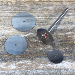 Jeweler's Saw Blades Set. Size 1/0-6/0 (2 Dozens Each Size) SFC Tools - 49-210