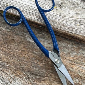 Scissor Style Straight Jaw Shears  (53.800)
