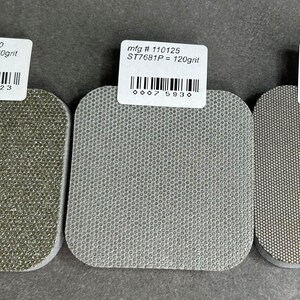 3M Diamond Flex Abrasive Pad 280grit 2.5" x 2.5" (ST7682P) image 3