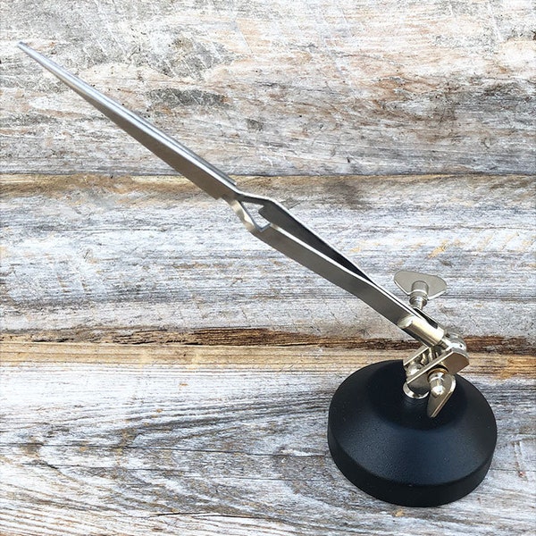 Third Hand Soldering Stand with Base and Tweezers  (54.080)