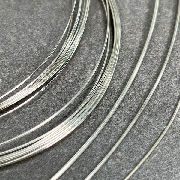 Sterling Silver Half HARD Round Wire (SRWXXH) (Sold by the Foot) **Choose Size**
