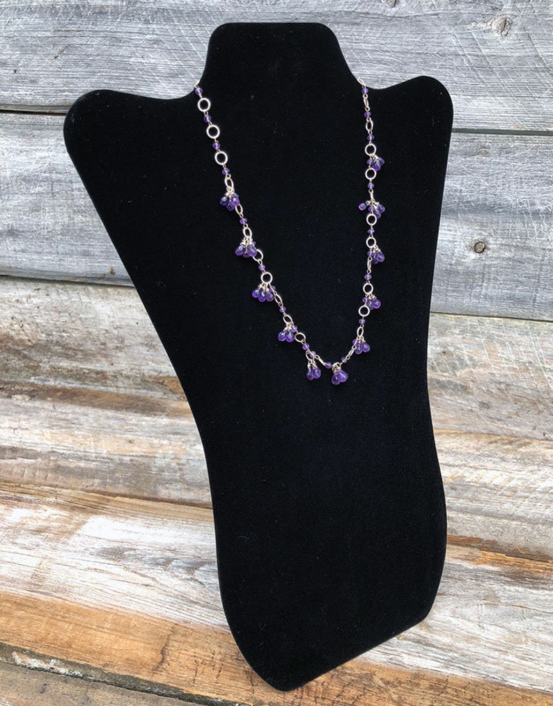 Pkg of 6 DCH1673 VELVET NECKLACE EASELS Padded 8-78W x 13-38 H